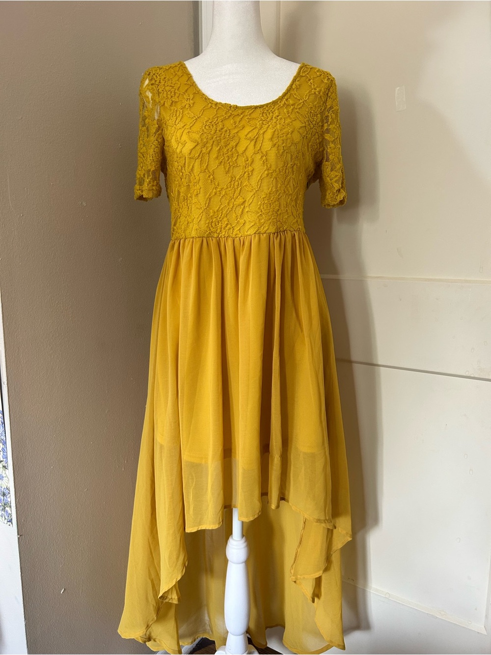 Love culture Yellow Lace High-Low Dress L